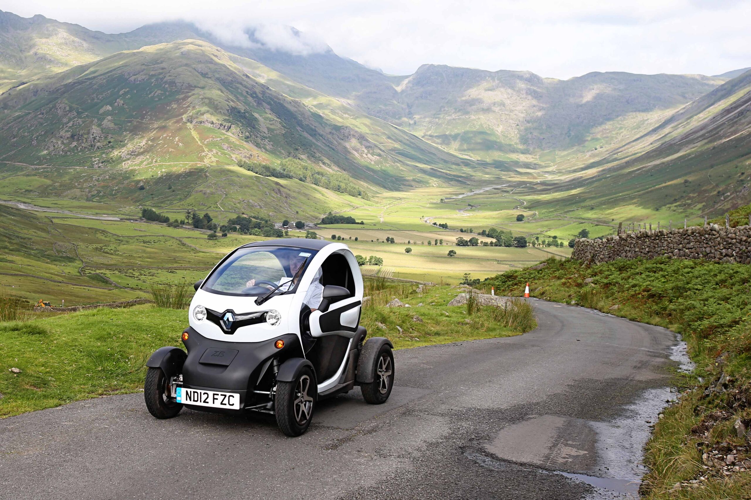 One of the Renault Twizzy electric cars available to visitors to The Lake District © www.stevenbarber.com